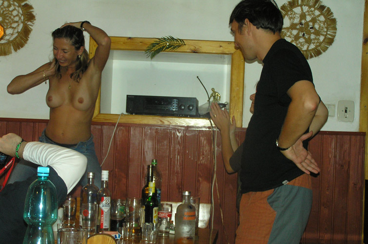 P2006081