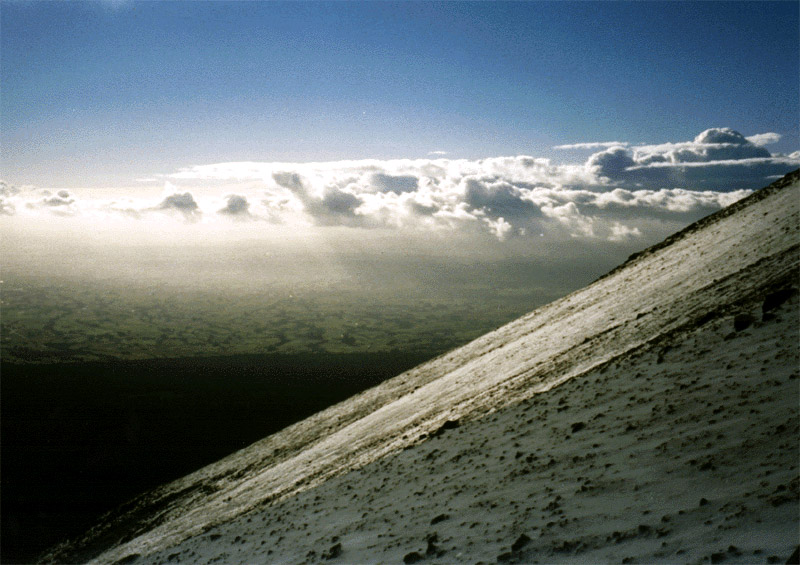 NZ_NI_061_sk_Taranaki_MtTaranakiTrack