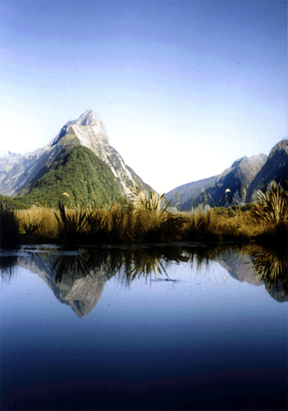 NZ_SI_155_sk_Fiordland_MitrePeak